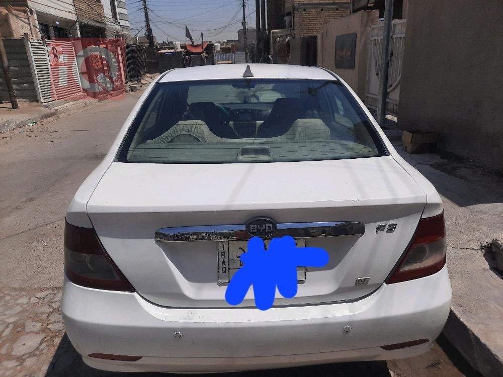 بی وای دی F3